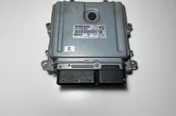 Volvo XC60 Engine control unit/module 31303388 P31303388