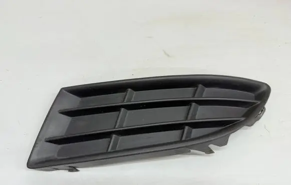 Skoda Fabia Mk2 (5J) Front fog light trim/grill KRAFABL180226 5J0807367A