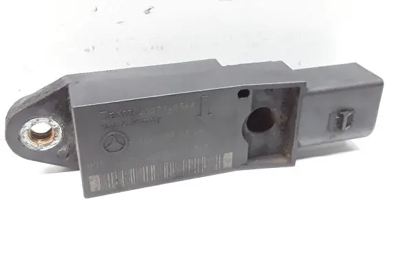 Mercedes-Benz E W211 Airbag deployment crash/impact sensor A0028202726