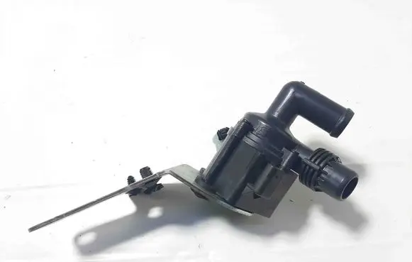 Volvo XC40 Electric auxiliary coolant/water pump 32324819