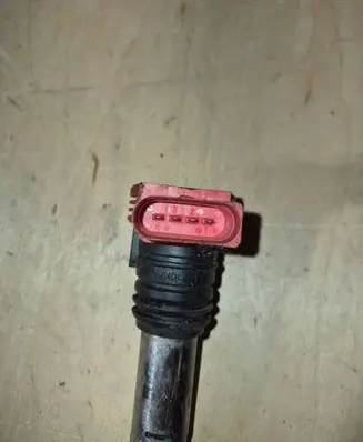 Audi A6 S6 C6 4F High voltage ignition coil 06C905115M 78251002