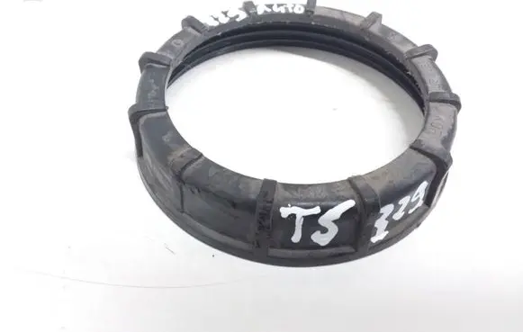 Volkswagen Transporter - Caravelle T5 In tank fuel pump screw locking ring/nut 321201375A