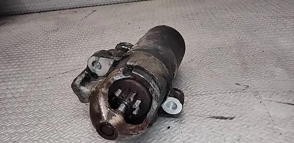 Audi A6 S6 C6 4F Starter motor 1005831420