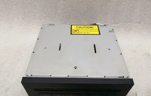Mercedes-Benz CLS C219 CD/DVD changer A2118703889