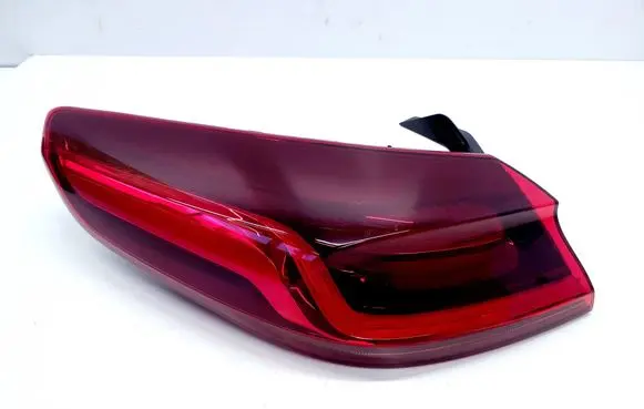 KIA Xceed Rear/tail lights 92401J7350 J792431200