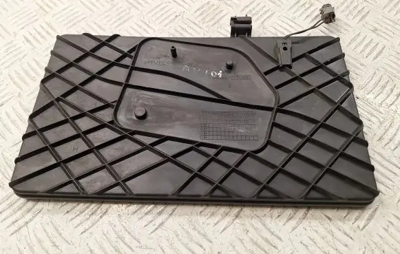 Toyota Avensis T250 Battery tray 7443105080