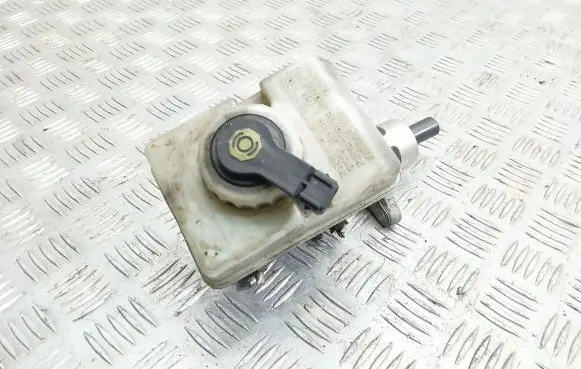 Volvo S70 V70 V70 XC Master brake cylinder
