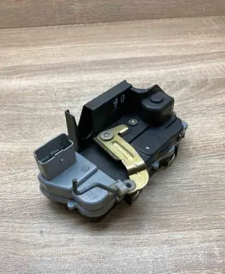 Citroen Xsara Rear door lock XSARADOORLOCK REARRIGHT