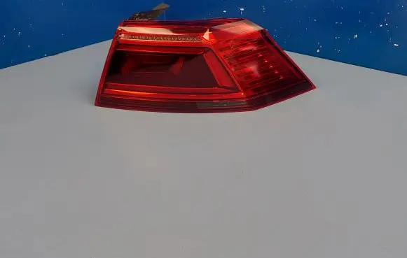 Volkswagen PASSAT B8 Rear/tail lights 3G5945208D 81850201