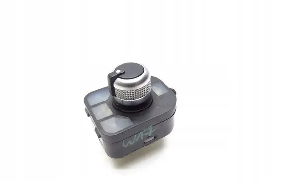 Audi Q3 8U Wing mirror switch 8U0959565C