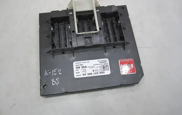 Volkswagen PASSAT B8 Comfort/convenience module 5Q0937086AK F005V01739