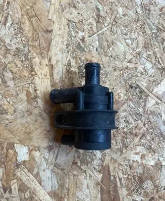 Volvo V40 Electric auxiliary coolant/water pump 31320347 1290DA