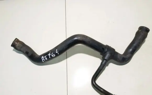 Audi A4 S4 B5 8D Engine coolant pipe/hose