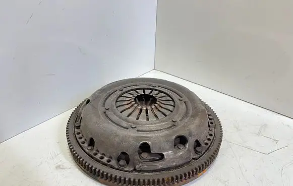 Volkswagen Touran I Clutch set kit 030105271M