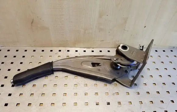 Land Rover Freelander 2 - LR2 Handbrake/parking brake lever assembly 6G912780