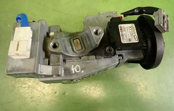 Nissan X-Trail T31 Ignition lock MW101428590C9968