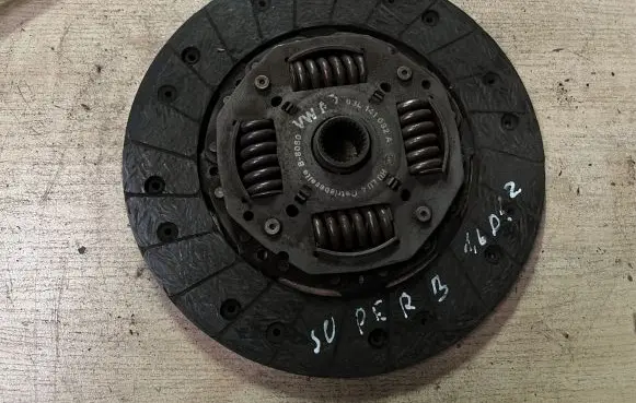 Skoda Superb B6 (3T) Clutch pressure plate 03L141032A