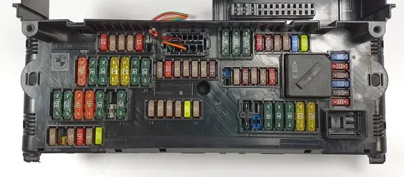 BMW 5 F10 F11 Fuse box set 9210861