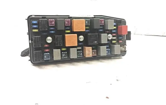 Chevrolet Captiva Fuse box set 96821095