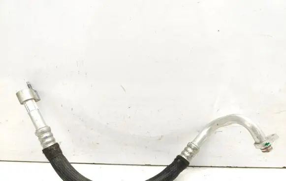 Opel Corsa F Air conditioning (A/C) pipe/hose 564681336 T690759
