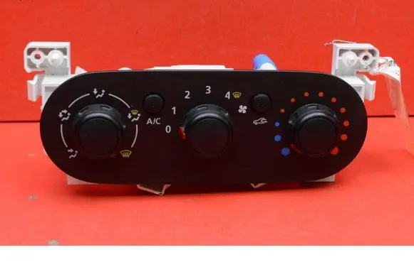 Renault Trafic I Climate control unit T1032613B
