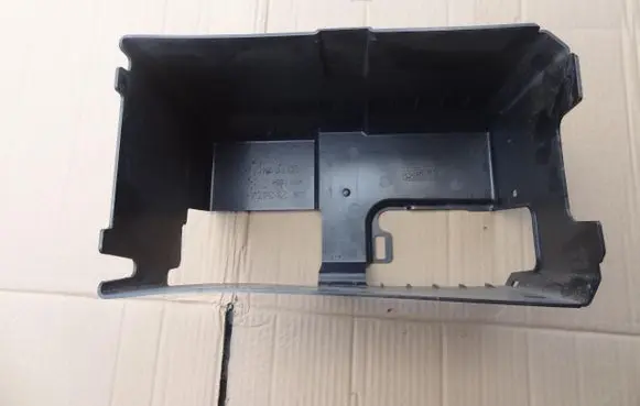 Opel Insignia B Battery box tray 23347542