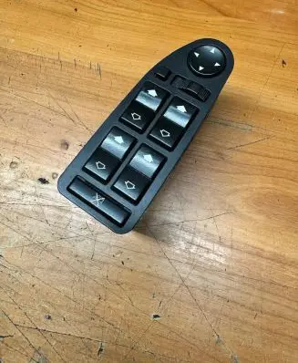 BMW 5 E39 Electric window control switch 6904331 983953