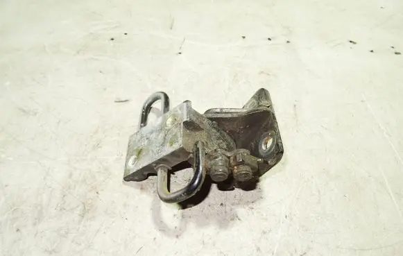 Audi A6 S6 C5 4B Rear door lower hinge 4B0833412B