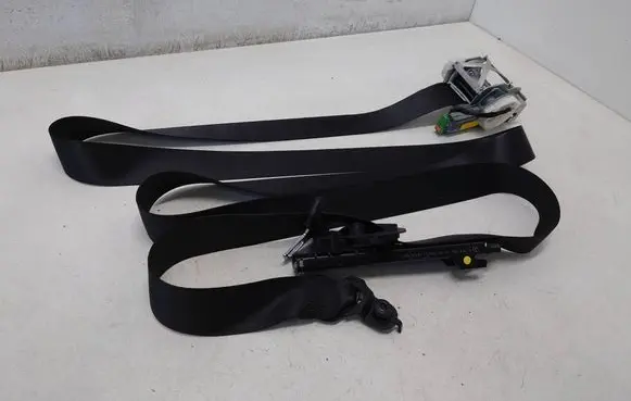 Front seatbelt
