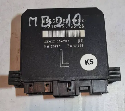 Mercedes-Benz E W210 Door control unit/module 2108203526 354267