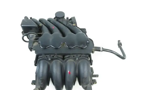 Volkswagen Golf IV Intake manifold 06A133205G
