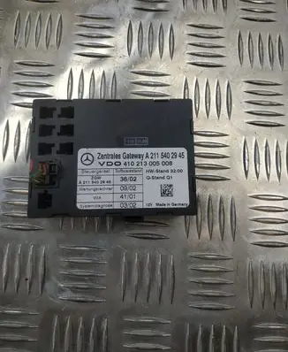 Mercedes-Benz E W211 Gateway control module A2115402945