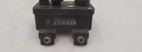 Renault Scenic II - Grand scenic II Glow plug pre-heat relay 7700107794