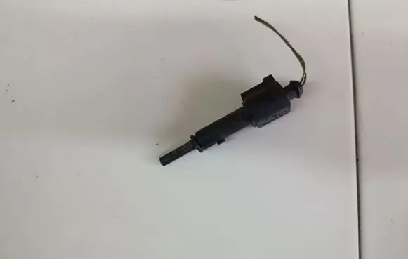 Audi A6 S6 C5 4B Sensor 1J0973722
