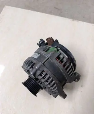 Ford Mustang VI Generator/alternator Gr3t10300da
