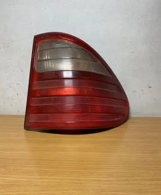 Mercedes-Benz E W210 Rear/tail lights A2108204864 C731