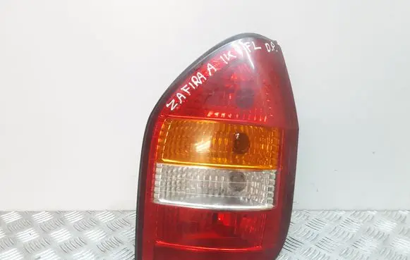Opel Zafira A Rear/tail lights 62281