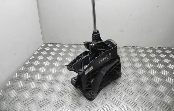 Ford B-MAX Gear shifter/selector DV1R7C453BA T7704
