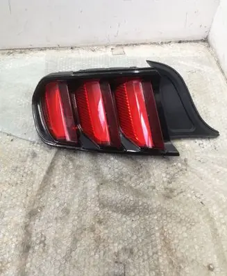 Ford Mustang VI Rear/tail lights FR3B13B505AL
