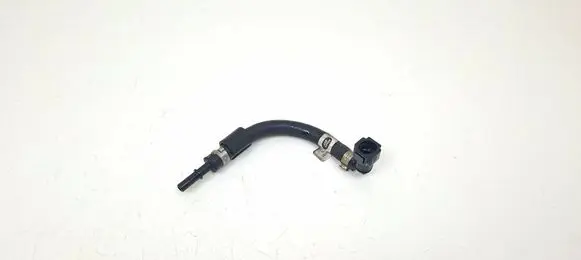 Jaguar XE Fuel line pipe G4D39B337CB