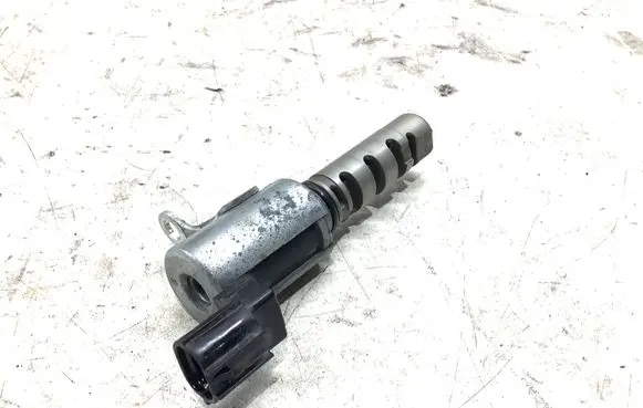 Lexus IS 220D-250-350 Camshaft vanos timing valve 1533031020 15330310200700