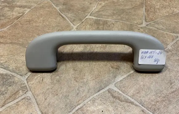 Mercedes-Benz GL X164 Front interior roof grab handle A1648100354