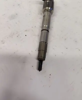 Fuel injector