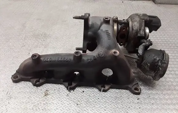 Volkswagen Golf VI Turbo 03C145702C
