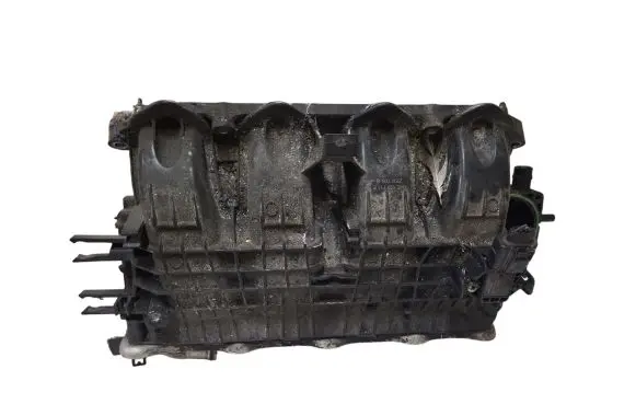 Volkswagen Golf VII Intake manifold 04E145749B 04E129711E