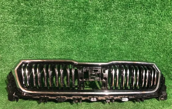 Skoda Kodiaq Front bumper upper radiator grill 565853653J