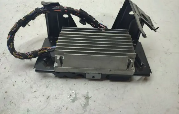 BMW 5 GT F07 Sound amplifier 9226241
