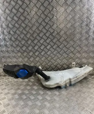 Audi A6 S6 C7 4G Windshield washer fluid reservoir/tank 4G8955451D
