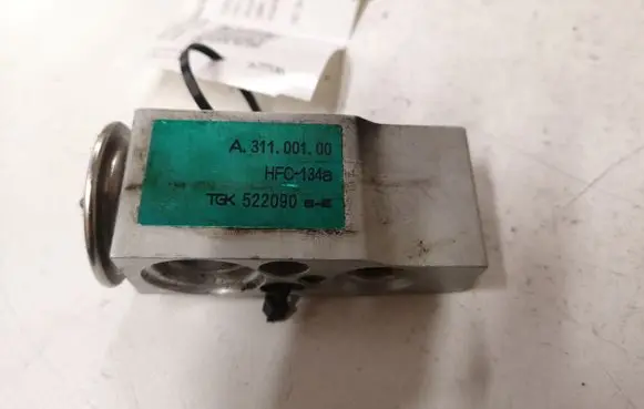 Citroen C8 Air conditioning (A/C) expansion valve A31100100 522090