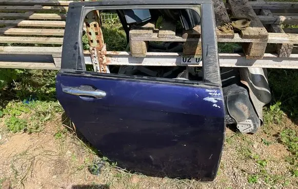 Honda Accord Rear door